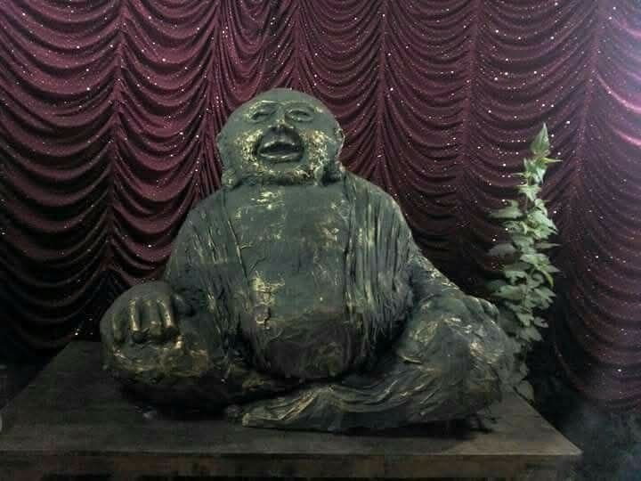 laughing budha
